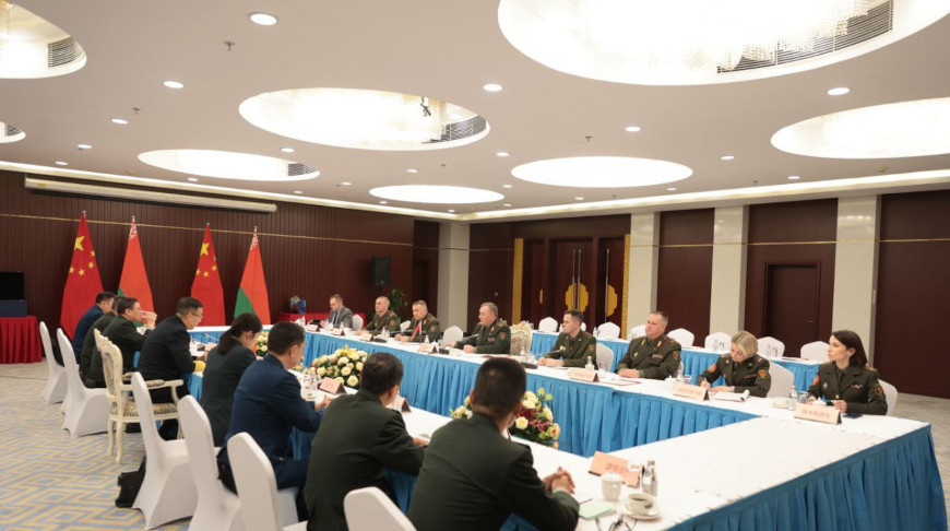 Odbyło się dwustronne spotkanie ministrów obrony Białorusi i Chin