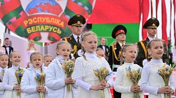 12 мая Беларусь отмечает День государственного флага, герба и гимна 
